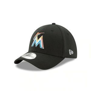 Miami Marlins New Era Cap MLB Team Classic 39Thirty Flex Size M/L Black Hat NWT